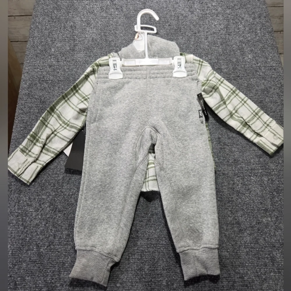 DKNY 2 Piece Toddler Set 2T Plaid Shirt Gray Jogger‎ Pants NWT